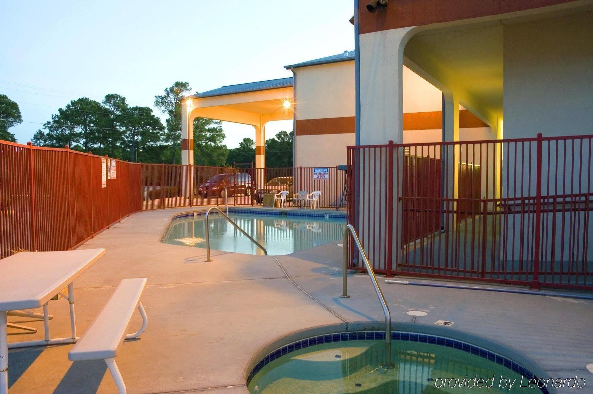 ซูเปอร์ 8 บาย วินด์แฮม บาสทรอป เท็กซัส Motel แบสทร็อป ภายนอก รูปภาพ